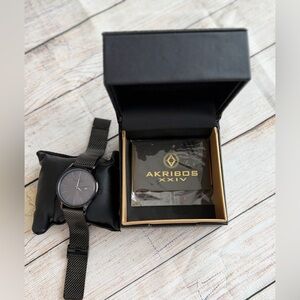 Akribos XXIV AK959 Men’s Gunmetal Mesh Bracelet Watch NWT Box $425 Retail